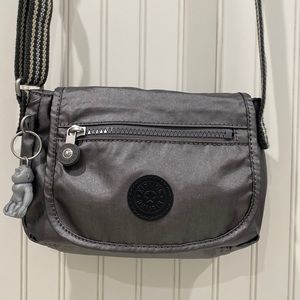 NWOT Kipling Sabian Metallic Charcoal Crossbody